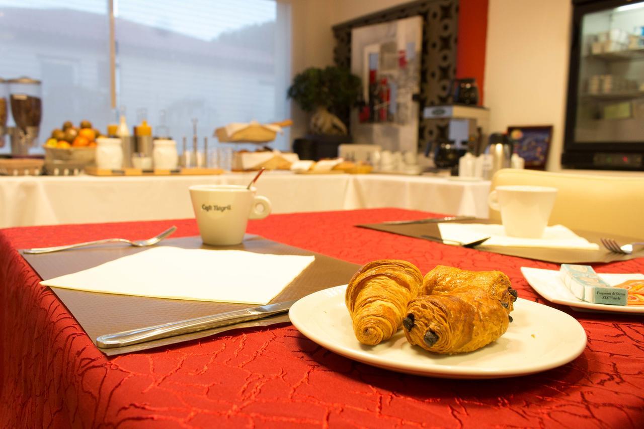 Logis Hotel Les II Mas - Perpignan Sud Cabestany エクステリア 写真